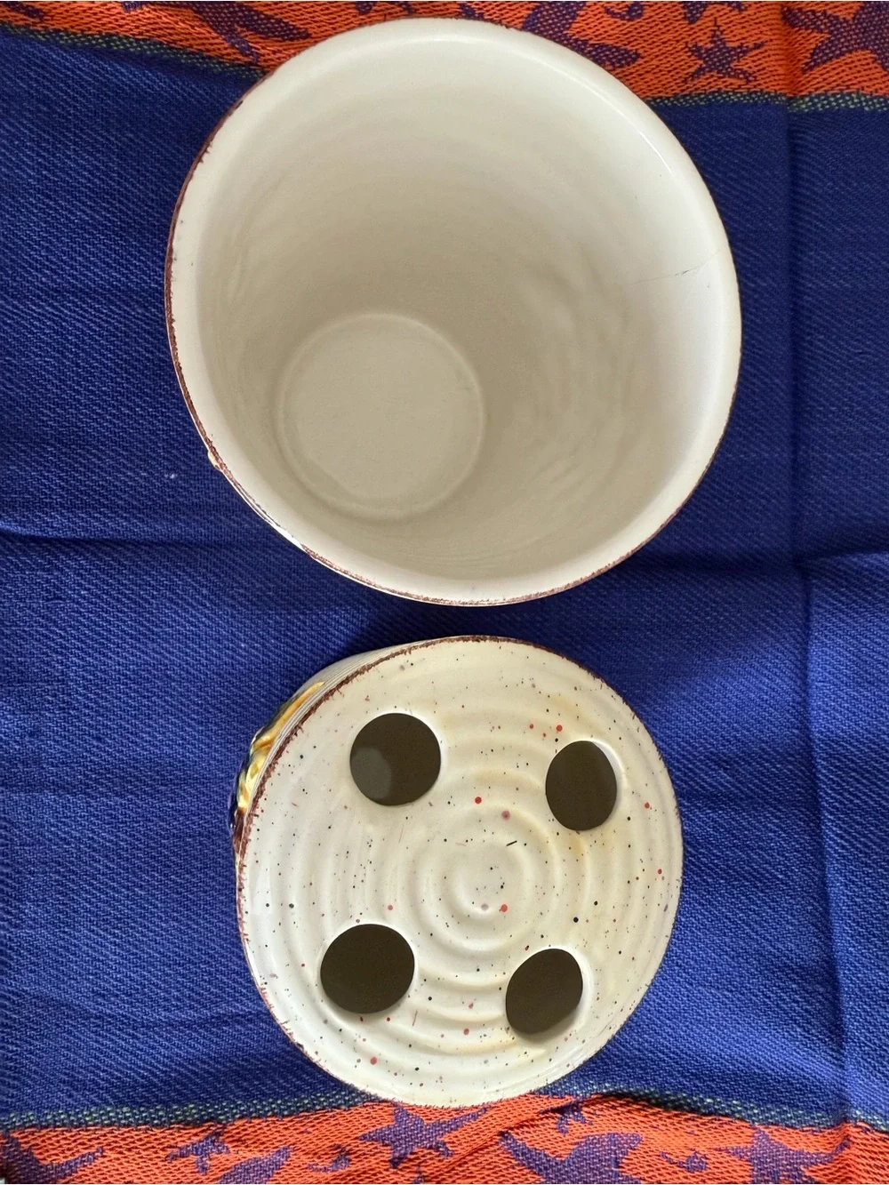 Cream Ceramic Grape Toothbrush Holder Set with Purple Grapes